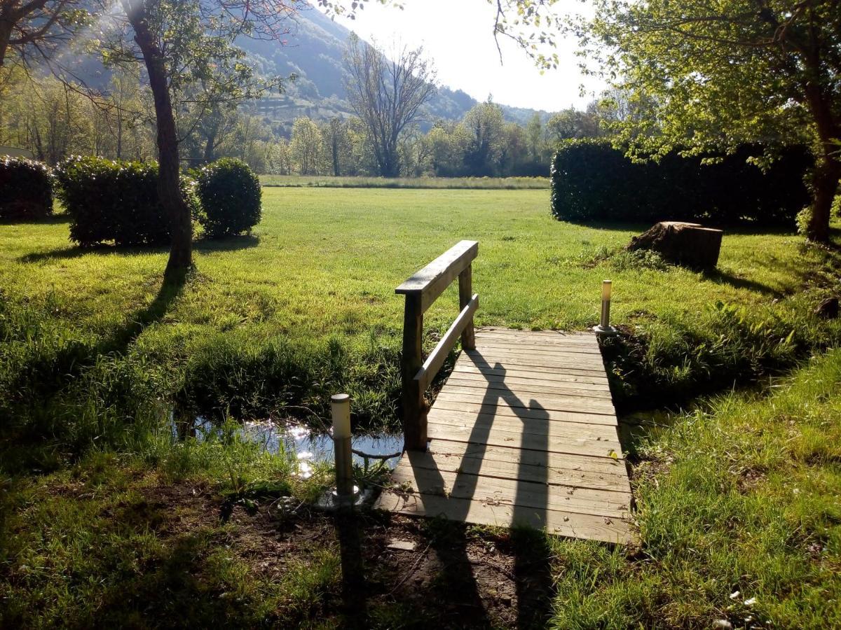 Camping Le Vialaret Nant 外观 照片